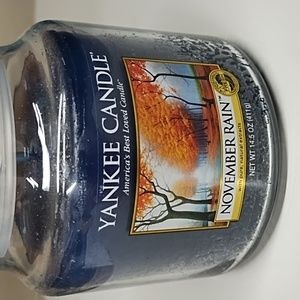 November Rain Yankee Candle